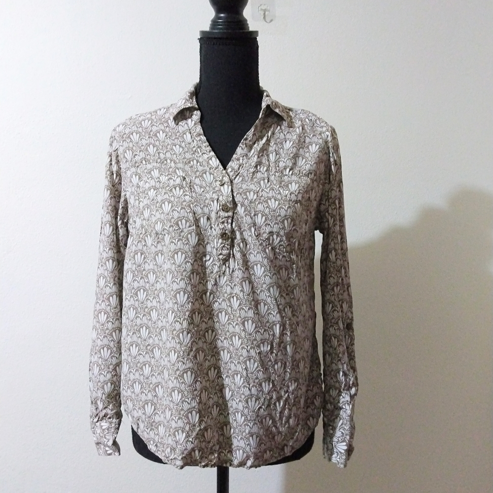 Patterned collared long sleeve blouse